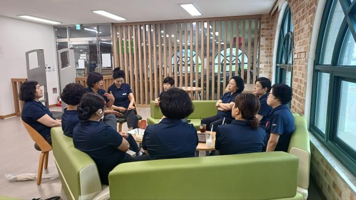 여성 이동 노동자 회의 장면3