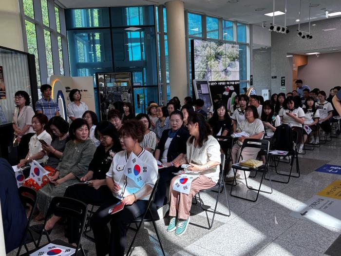 ▲ 광복80주년, 김세환 서거 80주기 수원박물관 특별기획전 참석